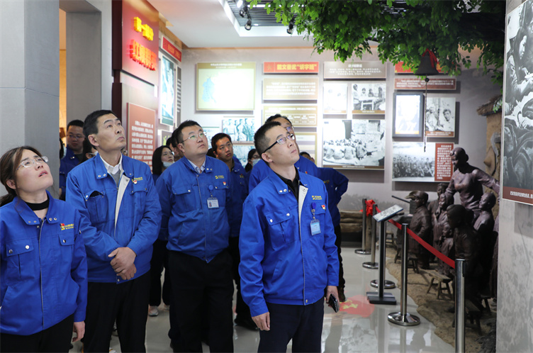 參觀紅嫂文化博物館 牢記紅嫂精神薪火傳 ——管理、銷售支部開展黨史學(xué)習(xí)教育主題黨日活動(dòng)